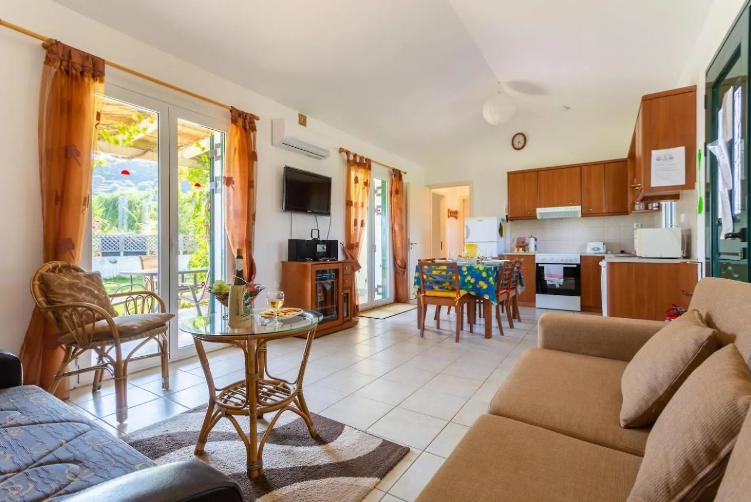 Villa Melissa Poros  0*, Poros (Kefalonia)